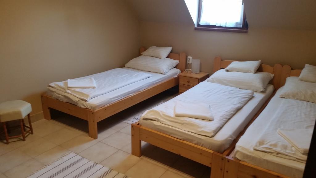 Hotel Székely Vendégház Esztergom Habitación foto