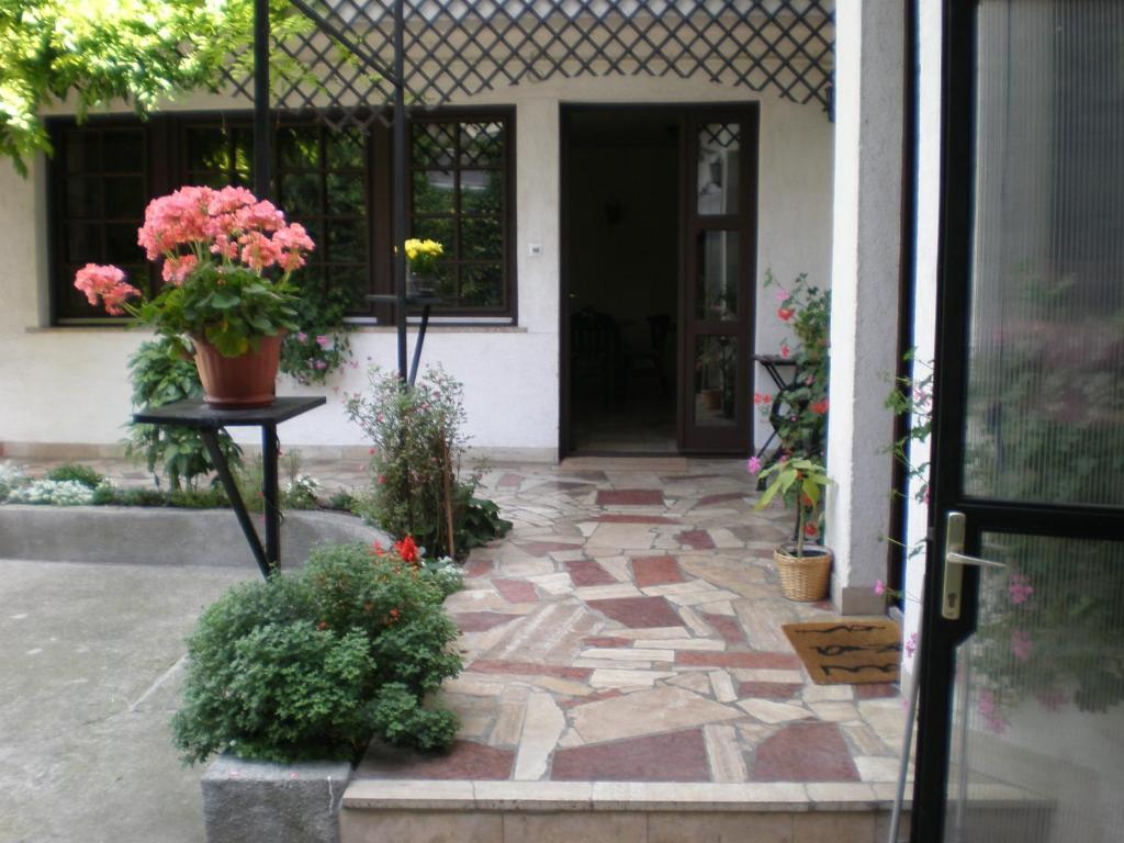 Hotel Székely Vendégház Esztergom Exterior foto